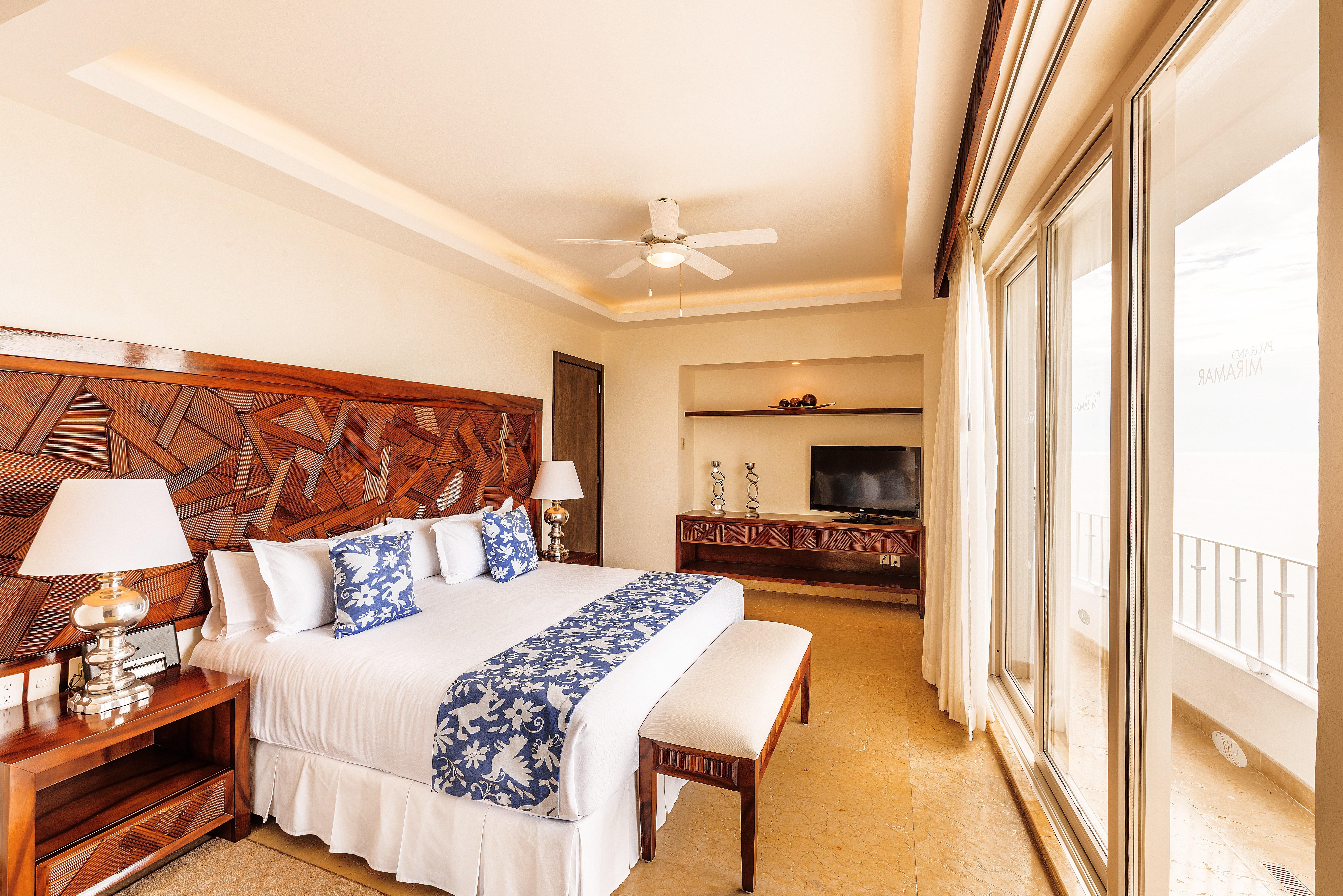 Grand Miramar All Luxury Suites & Residences (Adults Only) Puerto Vallarta Exterior foto