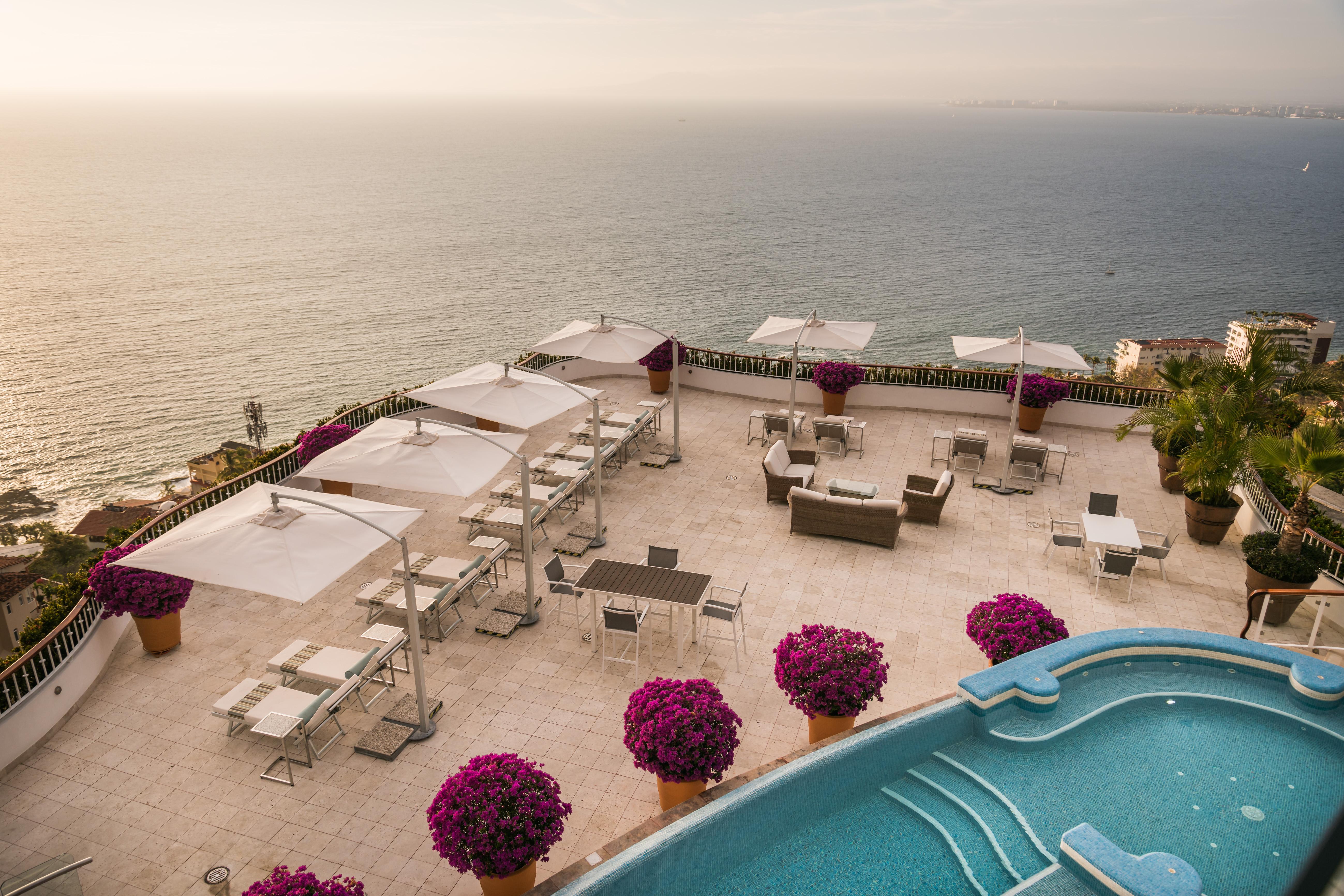 Grand Miramar All Luxury Suites & Residences (Adults Only) Puerto Vallarta Exterior foto